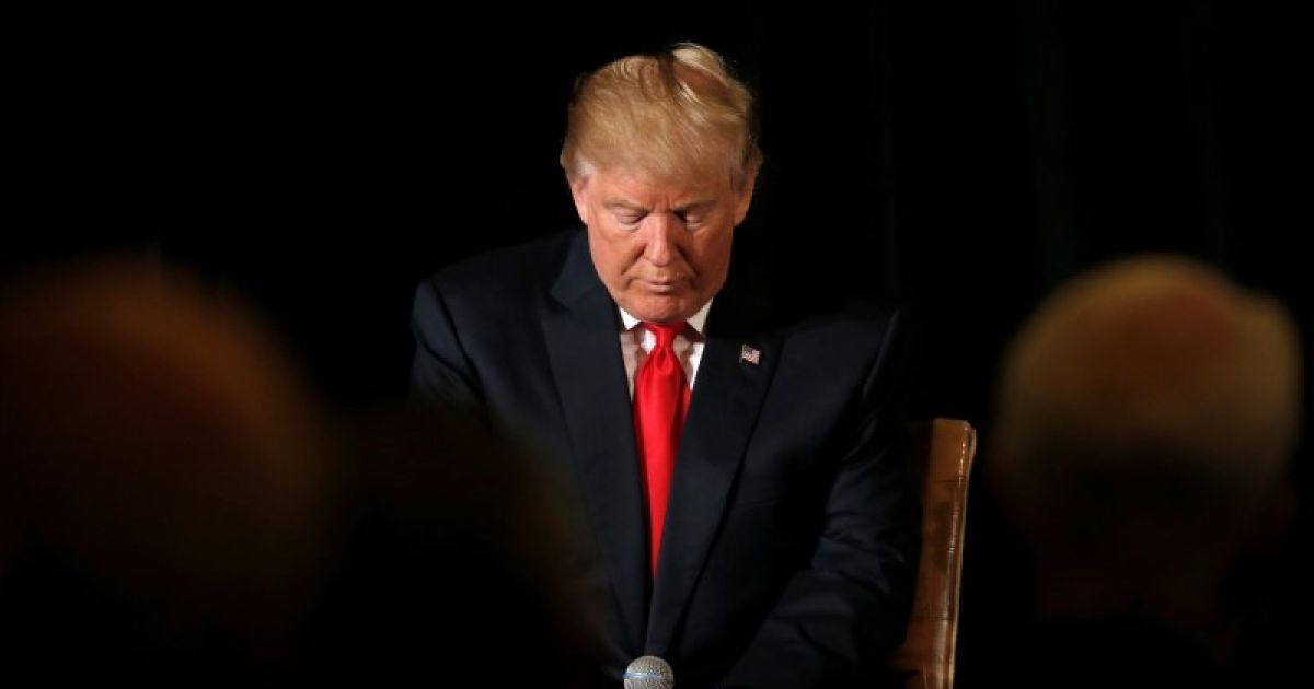 Обама прокоментував сексуальний скандал навколо Трампа