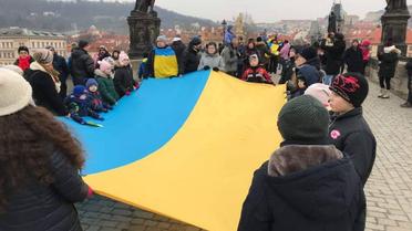 Ланцюг єдності у Празі Чехія_3 / © Facebook/Посольство України у Празі