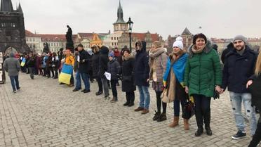 Ланцюг єдності у Празі Чехія_6 / © Facebook/Посольство України у Празі