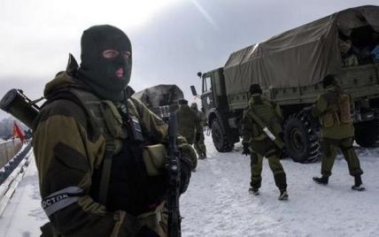 Россия стягивает бронетехнику на оккупированный Донбасс, а боевики продолжают обстрелы. Карта АТО
