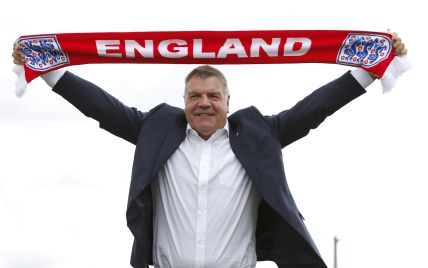Тренера збірної Англії з футболу звинуватили в корупції