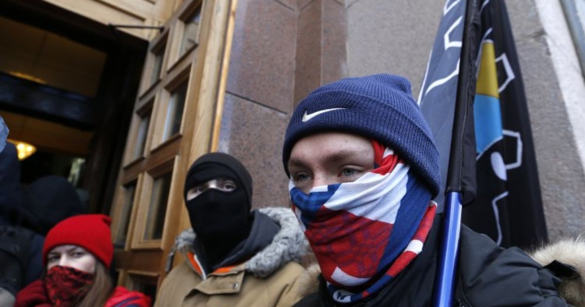 В Киеве полсотни митингующих прорывались в Высший хозяйственный суд, 12-х задержала милиция