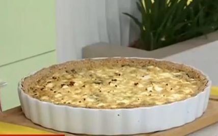 Рецепт открытого пирога с сыром фета и шпинатом от Руслана Сеничкина