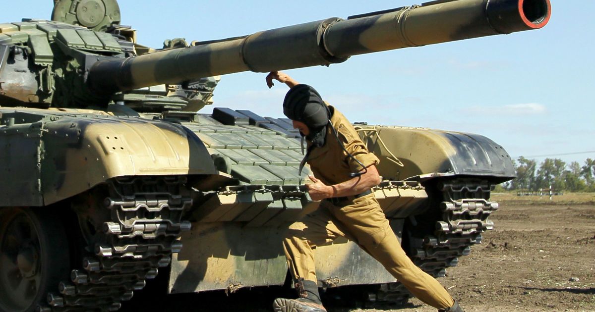 Бойовики на Донбасі прискорено набирають колишніх ув'язнених і відправляють на передову - розвідка