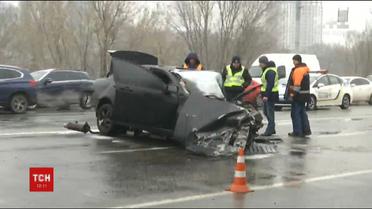 На столичному проспекті Лобановського в аварії загинув 22-річний капрал поліції