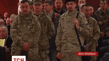 В Ивано-Франковске запретили Оппозиционный блок и Партию регионов