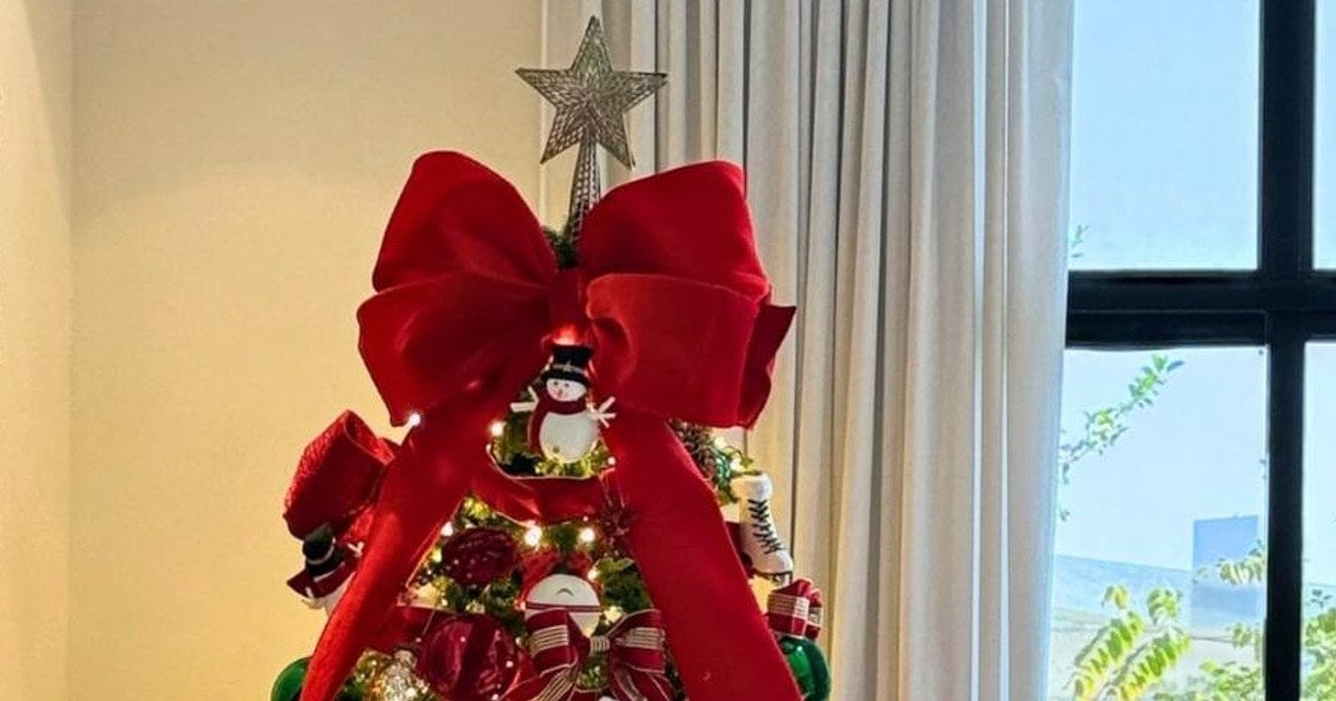 Елка Линдсей Лохан