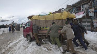Пакистан та Афганістан потерпають від снігової стихії_5 / © Associated Press