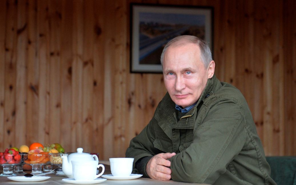 Фото з поїздки Путіна та Медведєва / © Reuters
