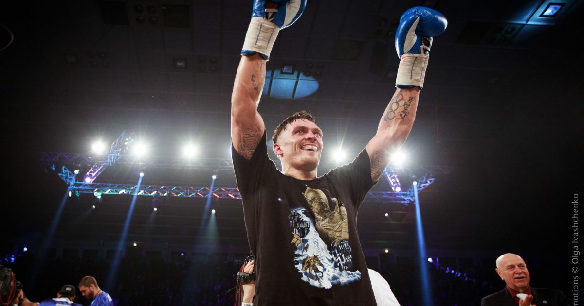 Александр Усик