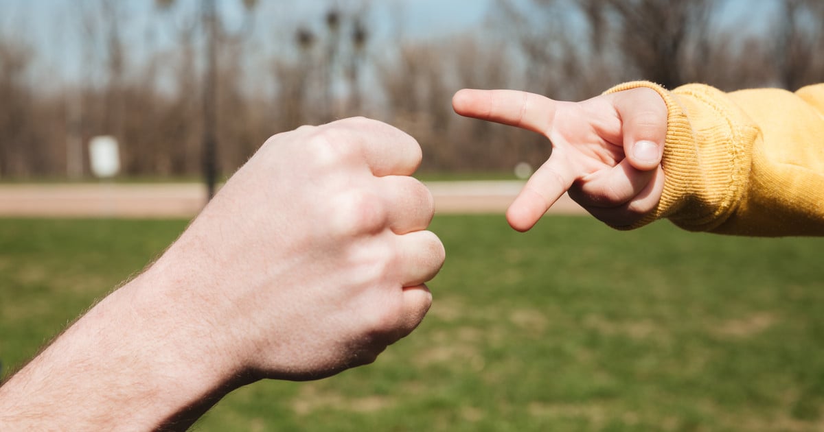 Камінь, ножниці, папір