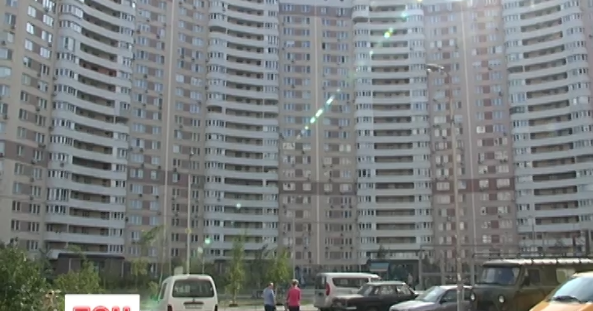 Отопительный сезон в Киеве начался с отключения домов от горячей воды