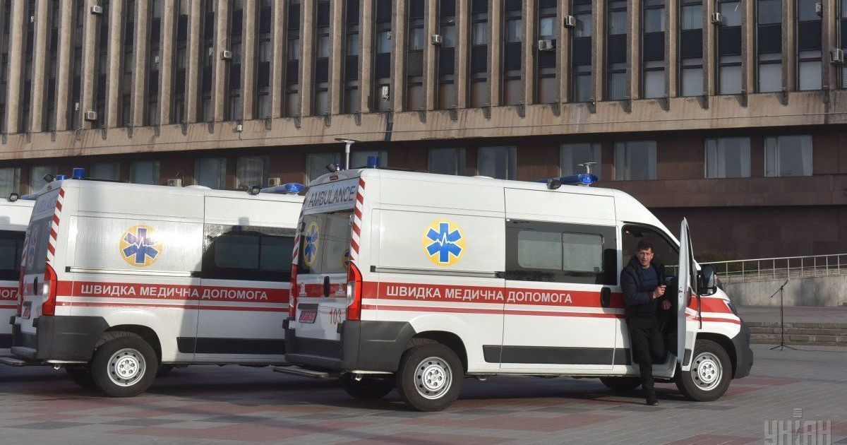 В Киеве мужчина подорвался на неизвестном предмете, который нашел в парке - СМИ