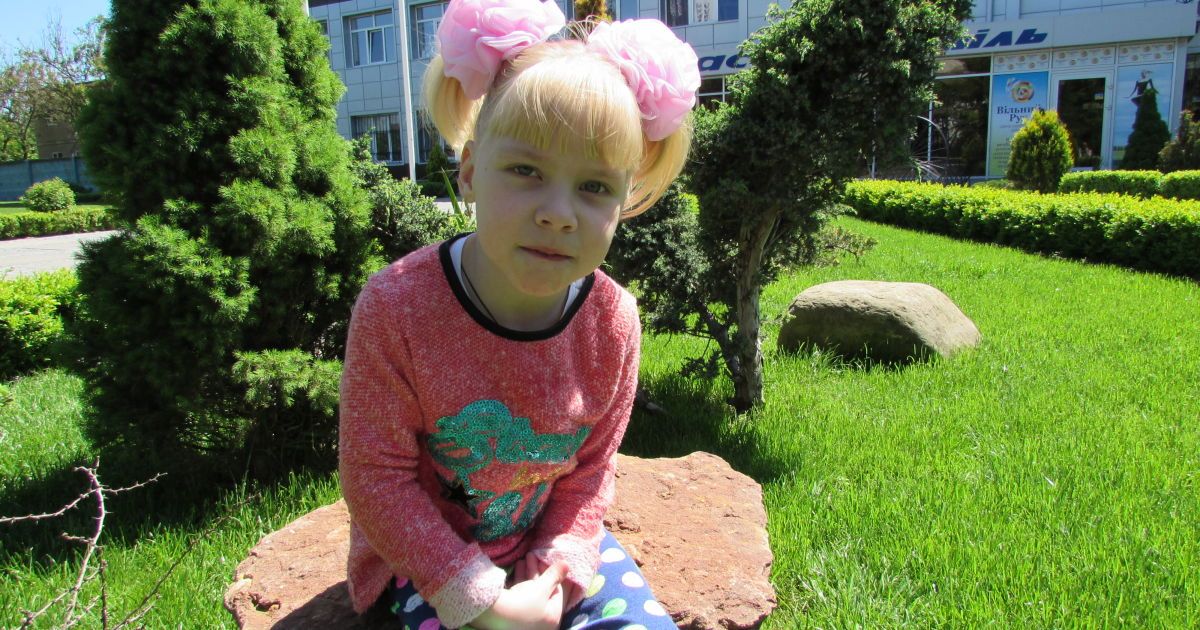 Допоможіть одужати 7-річній Вікторії