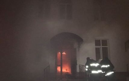 У Миколаєві під час богослужіння сталася пожежа у церкві