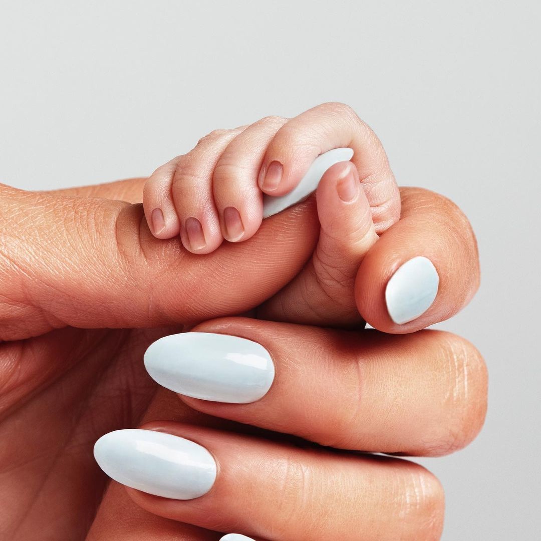 Періс Гілтон вперше стала мамою / © instagram.com/parishilton