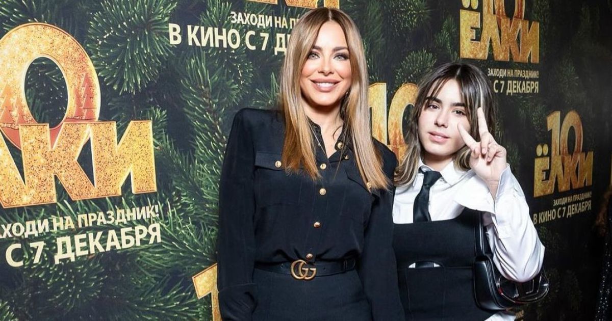 Ані Лорак з донькою на заході у Москві