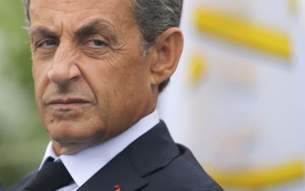 Саркози призвал французов голосовать за "друга Путина"