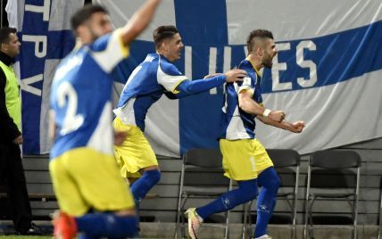 Футбольна збірна Косова здобула нічию у дебютному офіційному матчі