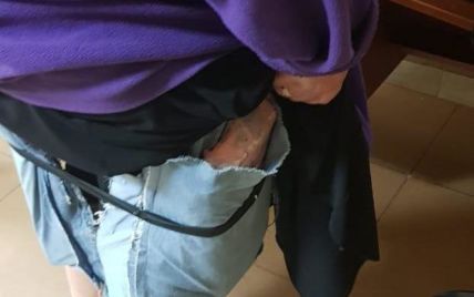 Украинка пыталась пронести через границу полсотни iPhone под юбкой