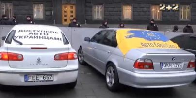 Депутаты придумали, как ограничить въезд в Украину автомобилей с иностранной регистрацией