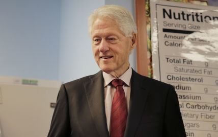Жертва педофила-самоубийцы Эпштейна рассказала, как с ним и девушками отдыхал Билл Клинтон