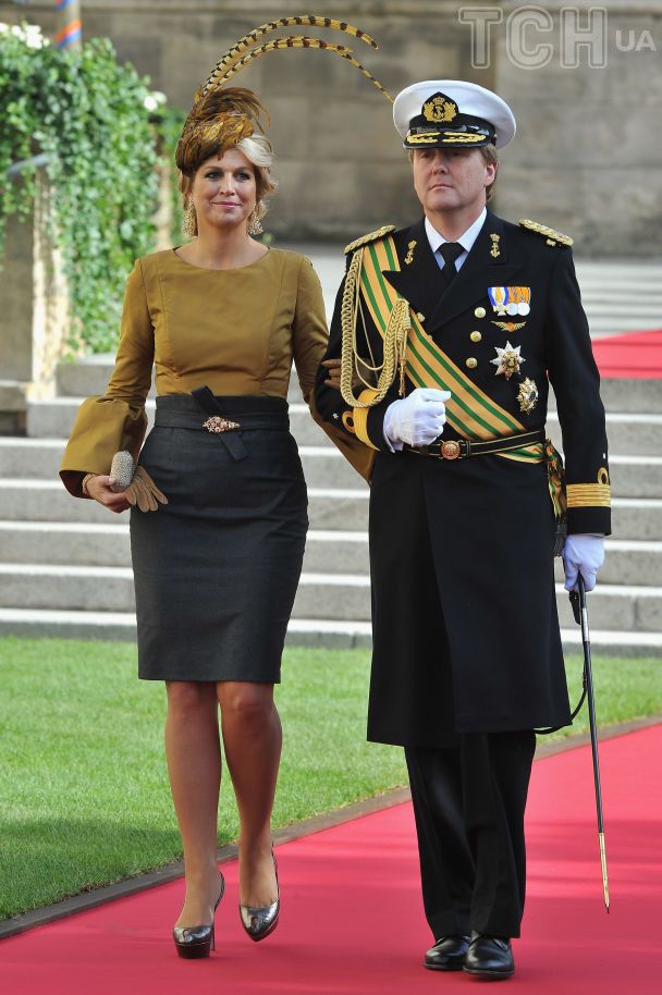 Королева Максима та король Віллем-Олександр на весіллі принца Гійома Люксембурзького з принцесою Стефанією 2012 року / © Getty Images