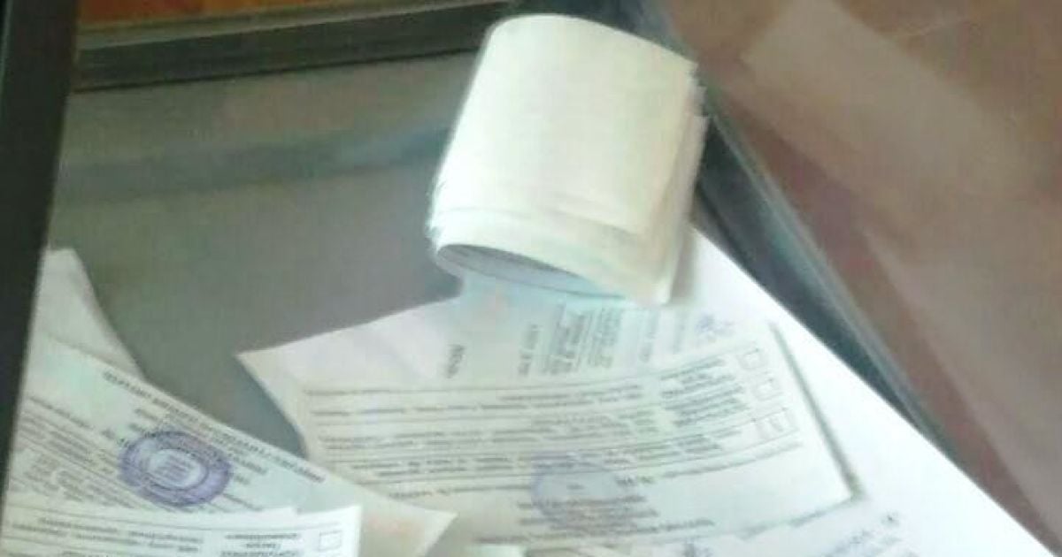На Донбасі на двох дільницях зафіксували факти вкидання бюлетенів