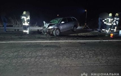 Автомобиль смяло от удара: на Волыни в ДТП погиб водитель (фото)