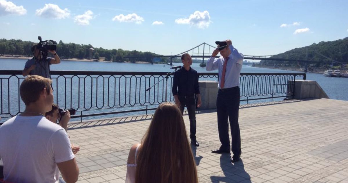 Кличку подарували кашкет патрульного / © facebook.com/merkieva