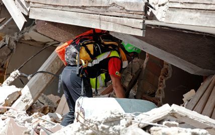 В Італії на дев'ятий день після землетрусу врятували собаку