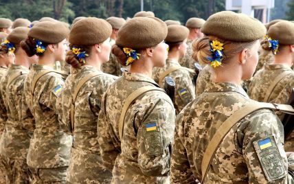 У Міноборони повідомили, скільки в Україні жінок-військовослужбовиць