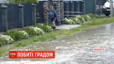 Сильний вітер, град, підтоплення: зливи й буревії лютують на Прикарпатті