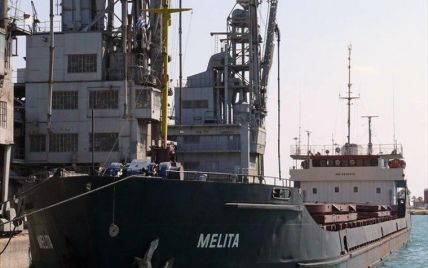 Пограничники не стали задерживать российское судно, которое на 5 миль зашло в территориальные воды Украины