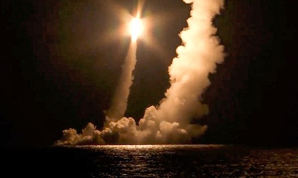 Летели дроны, ракеты и баллистика: в Воздушных силах раскрыли детали атаки по Украине