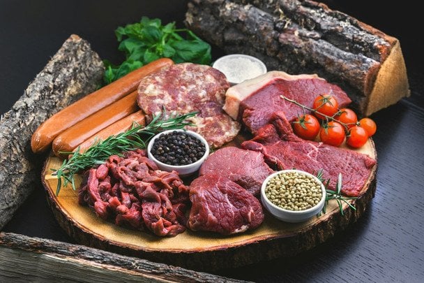 Які частини свинини найкращі для готування, а яких краще уникати: повний гід з вибору м’яса