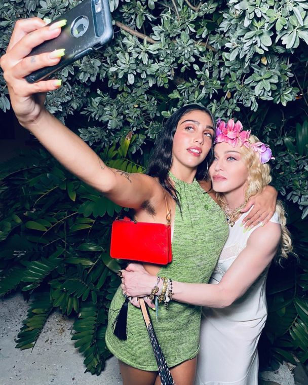  / © instagram.com/madonna