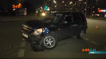 На перехресті вулиць Петра Григоренка і Анни Ахматової водійка Nissan не пропустила Chery Tiggo