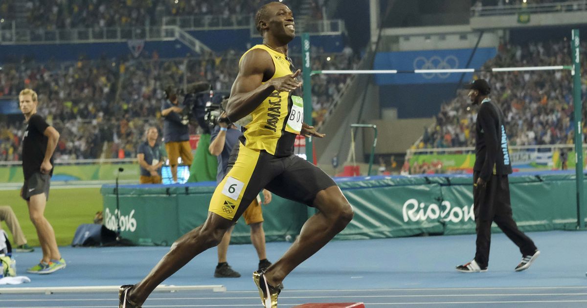Болт снова победил на "Олимпиаде".