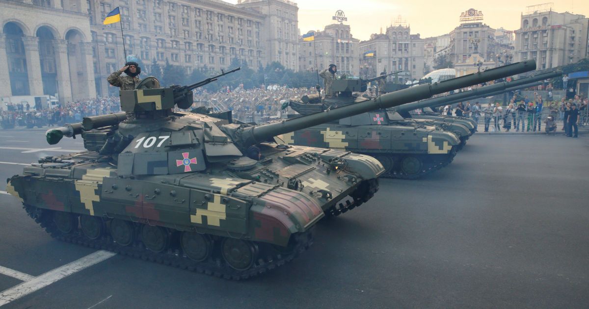 На День Независимости в Киеве перекроют движение и закроют две станции метро