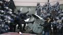 Фото сутичок під судом