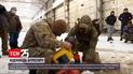 Сотни киевлян учились, как вести себя в случае российского вторжения