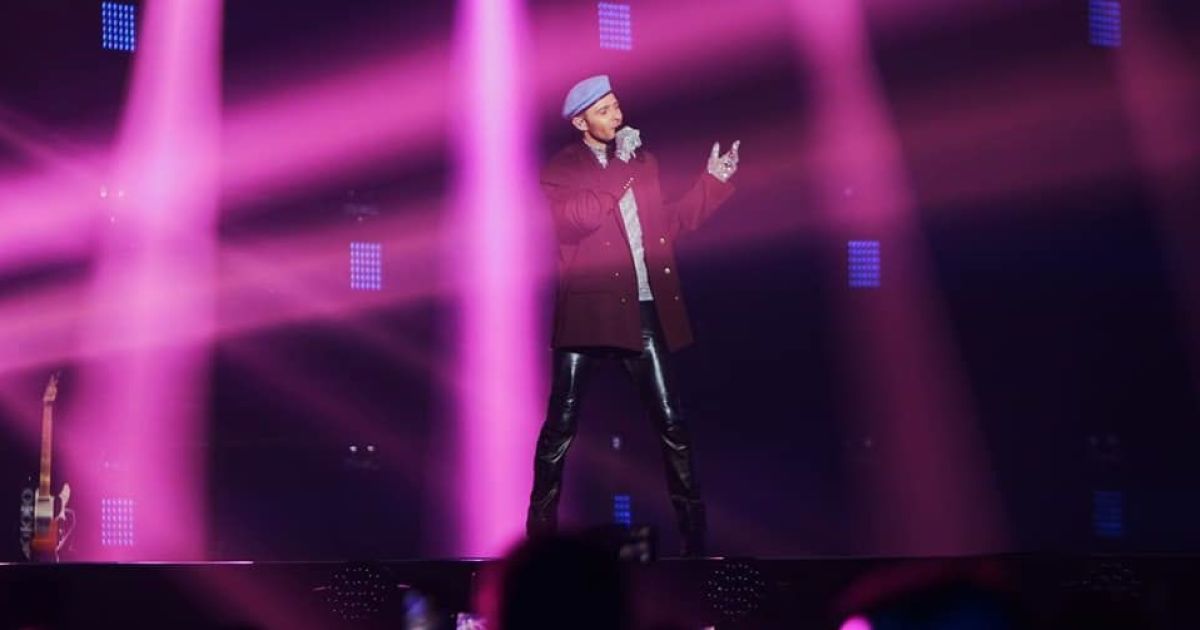 Перерезаные провода и мода 80-х: как прошло грандиозное шоу Макса Барских в Киеве