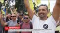 Водители на "евробляхах" постепенно разблокируют улицу Грушевского