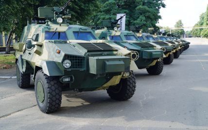 Украинские военные получили партию бронемашин "Дозор-Б"