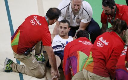 У Ріо свідок зняв на відео, як медики упустили носилки із французьким гімнастом зі зламаною ногою