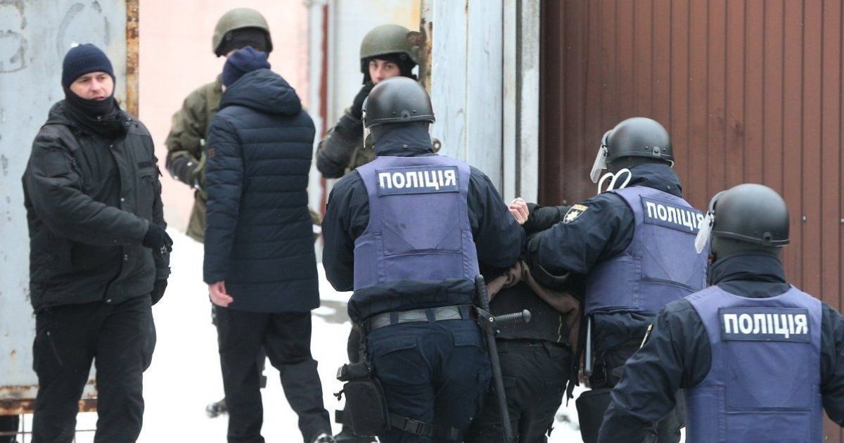 Сутички та стрілянина під Солом'янським судом у справі Труханова_14 / © УНИАН