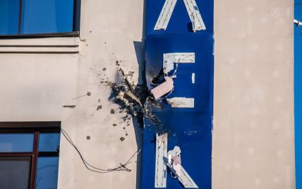 В Киеве из гранатомета обстреляли офис телеканала "112 Украина"
