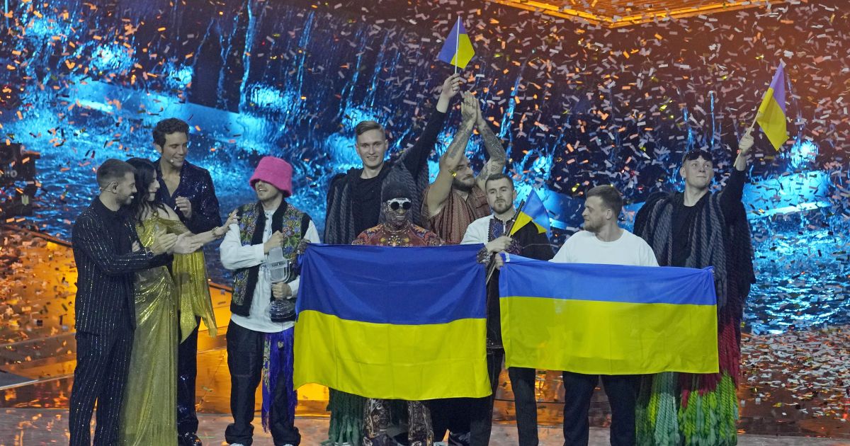 Победа Украины и зажигательная испанская "Джей Ло": финал "Евровидения-2022" в фото