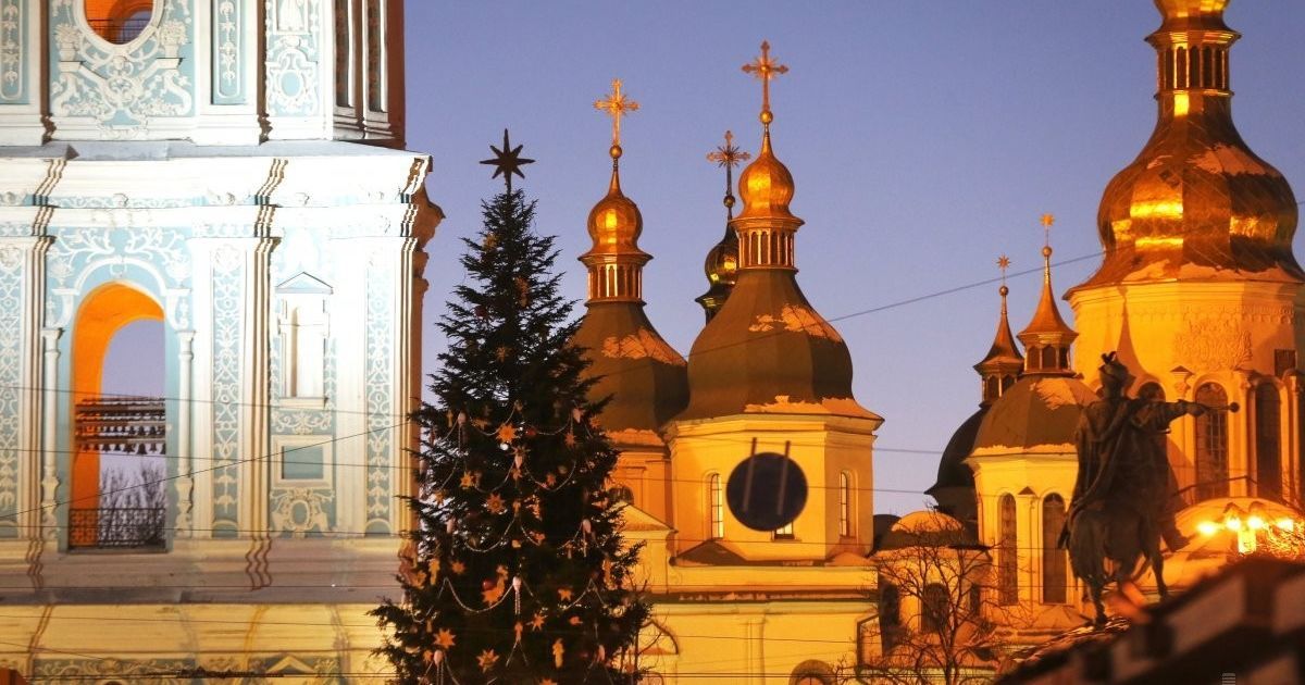 Дивіться онлайн відкриття головної ялинки України